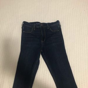 HOLLISTER HIGH RISE JEAN LEGGING